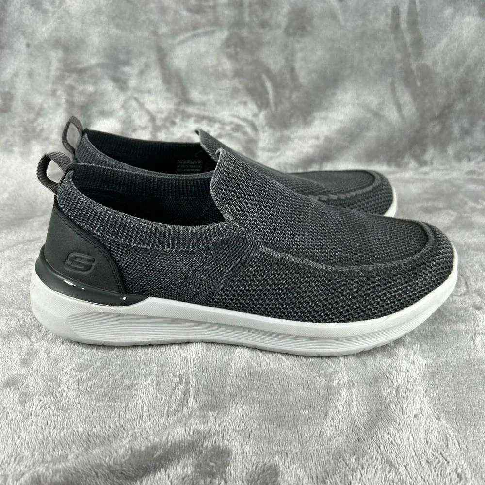 Skechers Relaxed Fit Mens 9.5 Wide Charcoal Gray Mesh Slip On Sneakers 210275W